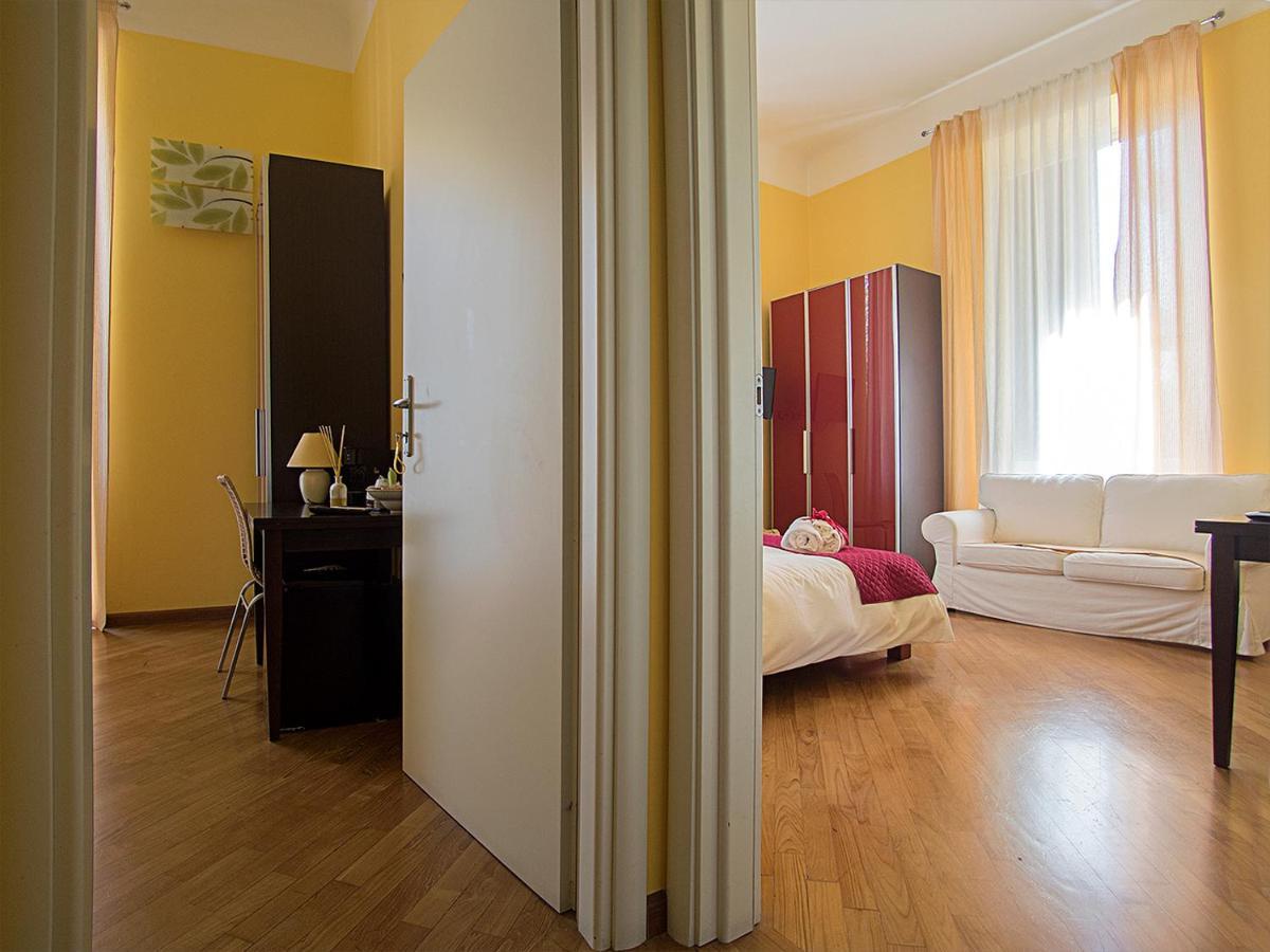 Residenza Viani Guest House La Spezia Habitación foto